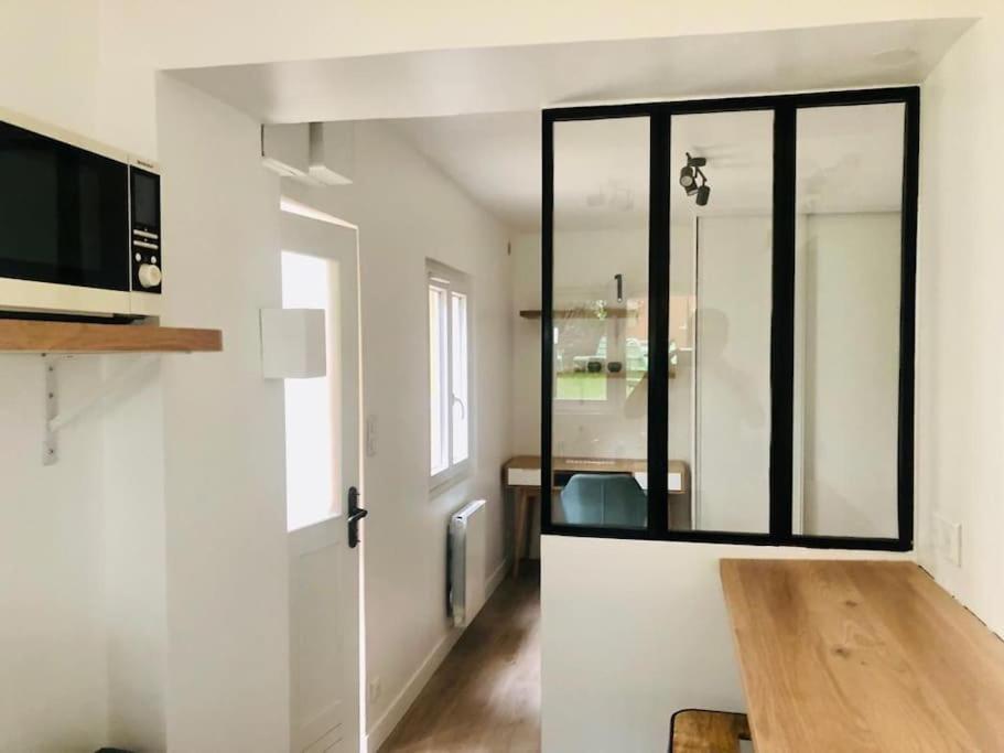 Maisonnette Avec Jardin Proche Paris 생-망데 외부 사진
